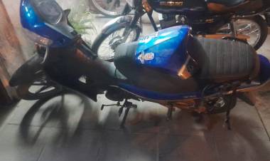 SE ENCONTRABA DESARMANDO UNA MOTO: FUE DETENIDO
