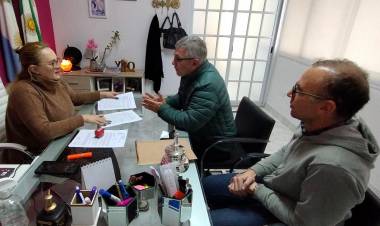 EL GOBIERNO PROVINCIAL FIRMÓ UN CONVENIO CON EL MUNICIPIO DE PAMPA DEL INFIERNO PARA LA DISTRIBUCIÓN DE AGUA 