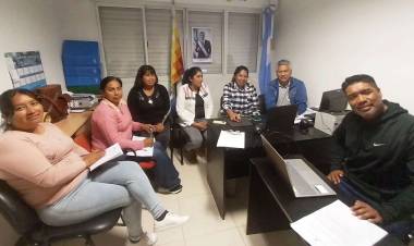 CAPACITACIÓN DOCENTE PARA FORTALECER LOS CONSEJOS EDUCATIVOS COMUNITARIOS BILINGÜES