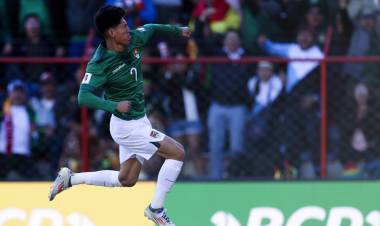ELIMINATORIAS: BOLIVIA LE QUITÓ EL INVICTO A LA COLOMBIA DE LORENZO