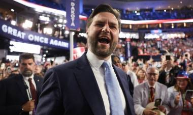 "EL ARREPENTIDO": J.D. VANCE, DE COMPARAR A TRUMP CON HITLER A SER SU SEGUNDO EN LA CASA BLANCA