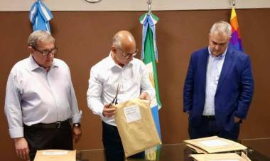 SE REALIZÓ LA APERTURA DE SOBRES PARA OBRAS DE INFRAESTRUCTURA EN VIVIENDAS DE QUITILIPI