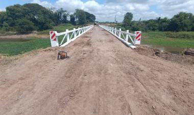 EL GOBIERNO PROVINCIAL HABILITÓ EL PUENTE BERGAGNO QUE UNE PUERTO TIROL CON FONTANA