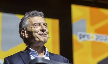 MAURICIO MACRI ACORTA SUS VACACIONES Y APURA LAS DISCUSIONES INTERNAS EN EL PRO