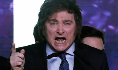 A JAVIER MILEI LE LLUEVEN LAS DENUNCIAS PENALES: SE PRESENTARON MÁS DE 100 DURANTE EL FIN DE SEMANA