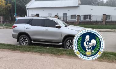CAE OTRO IMPLICADO POR CAUSA DE ASOCIACIÓN ILÍCITA FISCAL Y SECUESTRAN TRES CAMIONETAS