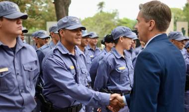 HISTÓRICO: 90 VEHÍCULOS PARA LA SEGURIDAD DE LOS CHAQUEÑOS