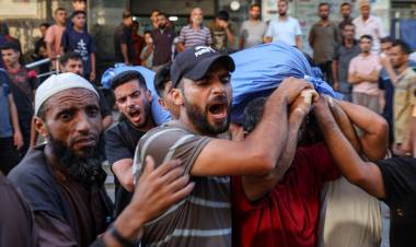 GAZA: UNA ESTAMPIDA EN UN CENTRO DE DISTRIBUCIÓN DEJA 21 MUERTOS