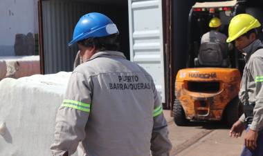 EXPORTACIÓN DE FIBRA DE ALGODÓN CHAQUEÑO DESDE EL PUERTO DE BARRANQUERAS CON DESTINO A VIETNAM