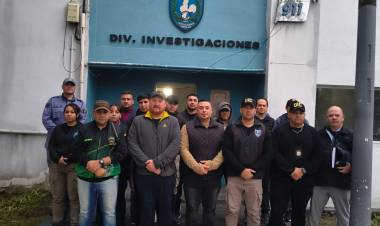 VILLA ÁNGELA: LA POLICIA SECUESTRÓ ARMAS Y UNA GRANADA ACTIVA EN UN ALLANAMIENTO POR AMENAZAS E INCITACIÓN A LA VIOLENCIA