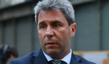 SERGIO UÑAC CONFIRMÓ SU PRECANDIDATURA PRESIDENCIAL POR PJ Y PIDIÓ UNA INTERNA CERRADA