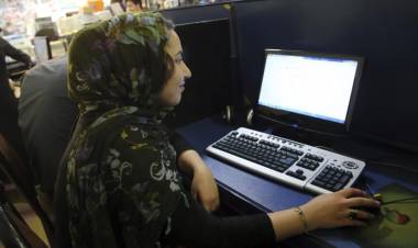 IRÁN REABRE EL ACCESO INTERNACIONAL A INTERNET, SEGÚN INFORMAN MEDIOS ESTATALES