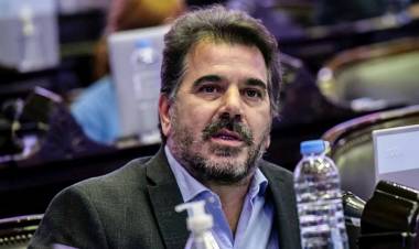 RITONDO RECHAZA LAS CRÍTICAS DE MILEI AL PRO: “ALGUIEN LE HACE MAL EL LIBRETO”