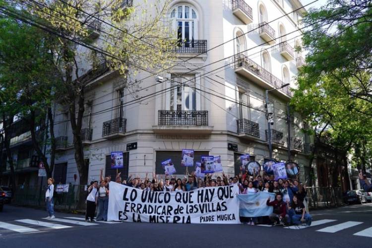 CFK Y EL RECUERDO DE MUGICA
