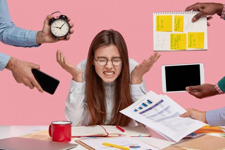 BURNOUT DE FIN DE AÑO: 10 CONSEJOS PARA EVITARLO