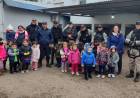 HISTORIAS DE HÉROES: POLICÍAS RECIBIERON LA VISITA DEL JARDÍN N°15 DE VILLA ÁNGELA