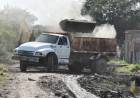 EL MUNICIPIO AVANZA EN LOS TRABAJOS DE RELLENO Y ALCANTARILLADOS EN CALLE MENDOZA