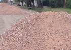PAPP DESTACÓ LOS TRABAJOS DE RELLENO Y PERFILADO EN CALLE KALEMBA, EN INMEDIACIONES A LA CAPILLA CRISTO REDENTOR 