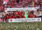 BUNDESLIGA: EL BAYERN MÚNICH SE FLOREA CON SU CORONA DE CAMPEÓN