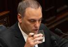 SENADO: LLA OFRECE A LOS ALIADOS ABRIR ASUNTOS CONSTITUCIONALES PARA DEMORAR LA INTERPELACIÓN A ADORNI