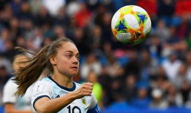 SELECCIÓN FEMENINA: LA AFA DESMINTIÓ LOS DICHOS DE ESTAFANÍA BANINI