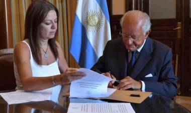 SANDRA PETTOVELLO SE ASOCIÓ AL ANTIDERECHOS ABEL ALBINO PARA REPARTIR LOS ALIMENTOS RETENIDOS