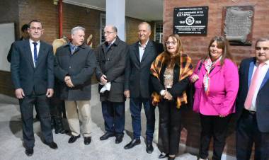 VILLA ÁNGELA CELEBRÓ EL 75º ANIVERSARIO DE LA E.E.T N° 25 "EX COLEGIO INDUSTRIAL"