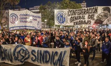 ANTORCHAS POR EL LEGADO DE EVITA