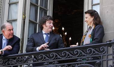 JAVIER MILEI CELEBRA LOS INSULTOS DE NICOLÁS MADURO Y DIANA MONDINO VUELVE AL RUEDO
