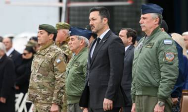 CON PETRI PRESENTE, DIPUTADOS COMIENZA A DEBATIR EL PROYECTO PARA QUE LAS FUERZAS ARMADAS INTERVENGAN ANTE ACTOS "TERRORISTAS"