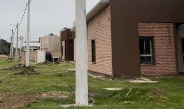 SELVAS DEL RÍO DE ORO: SE REACTIVARON TRABAJOS EN VIVIENDAS