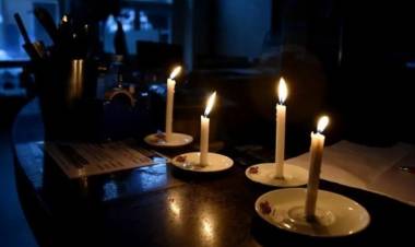EL GOBIERNO ANTICIPÓ QUE HABRÁ CORTES DE LUZ PROGRAMADOS EN EL VERANO