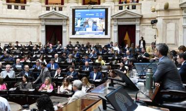 EL VETO DE MILEI A LA LEY DE FINACIAMIENTO UNIVERSITARIO ESTÁ EN LA CUERDA FLOJA