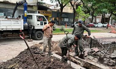 SECHEEP REEMPLAZA LÍNEA SUBTERRÁNEA PARA MEJORAR EL SERVICIO EN EL CENTRO DE RESISTENCIA