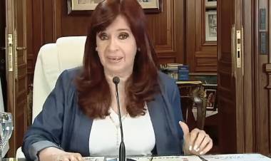CFK NO SE PRESTA AL CIRCO Y RECIBE APOYOS POLÍTICOS E INSTITUCIONALES