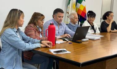 SE REPROGRAMARON LAS ELECCIONES DOCENTES Y NO DOCENTES