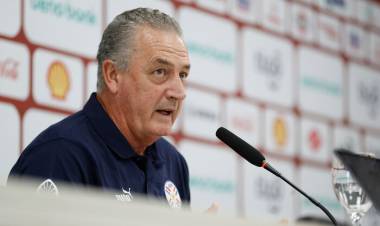 ALFARO LO HIZO DE NUEVO: COMPARÓ A LA SELECCIÓN ARGENTINA CON LA "HUMEDAD"