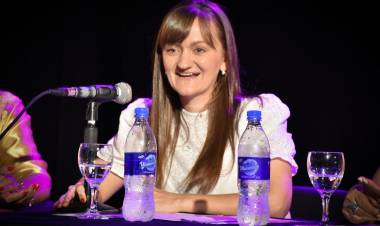 LA VICEGOBERNADORA SCHNEIDER ACOMPAÑÓ EL CONVERSATORIO POR EL DÍA INTERNACIONAL DE LA ELIMINACIÓN DE LA VIOLENCIA CONTRA LA MUJER