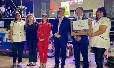 EL GOBERNADOR ZDERO ACOMPAÑÓ EL ACTO CENTRAL POR EL 112° ANIVERSARIO DE QUITILIPI