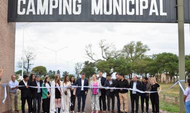 PAMPA DEL INFIERNO: EL GOBERNADOR ZDERO JUNTO A LA INTENDENTE SEIFERT INAUGURARON OBRAS EN EL CAMPING MUNICIPAL Y CUADRAS DE PAVIMENTO CON LOS RESPECTIVOS DESAGÜES