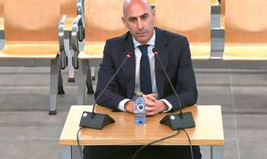 LUIS RUBIALES: "LA SEÑORA HERMOSO, IGUAL QUE YO, SABE LO QUE PASÓ"