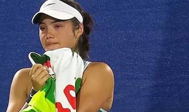 EL ANGUSTIANTE MOMENTO QUE VIVIÓ EMMA RADUCANU: VIO A UN HOMBRE QUE LA ACOSÓ Y ESTALLÓ EN LLANTO