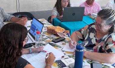 COLONIA BENÍTEZ: BUENA RESPUESTA DE LOS VECINOS AL OPERATIVO INTEGRAL DEL INSTITUTO DE VIVIENDA