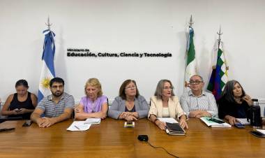 EDUCACIÓN: AUTORIDADES Y MIEMBROS DE LAS JUNTAS DE CLASIFICACIÓN SE REUNIERON POR LA IMPLEMENTACIÓN DE TÍTULOS DIGITALES