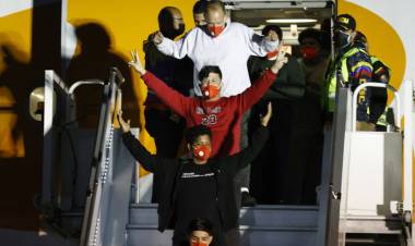 TRUMP LLEVA SU CRUZADA POR LA DEPORTACIÓN DE VENEZOLANOS A LA CORTE SUPREMA