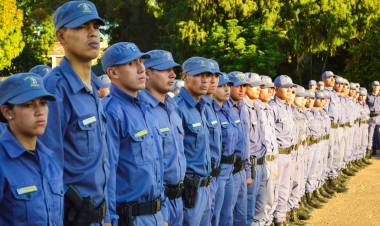 EL GOBIERNO PROVINCIAL ASIGNÓ DESTINOS A LOS NUEVOS POLICÍAS Y A LOS AGENTES PENITENCIARIOS