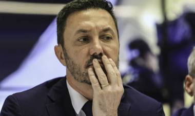 PIDEN QUE CASACIÓN INFORME SOBRE EL ALMUERZO SECRETO CON LUIS PETRI
