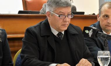 EL MINISTRO HUGO MATKOVICH RESPONDIÓ CON CLARIDAD Y CONTUNDENCIA ANTE LA LEGISLATURA