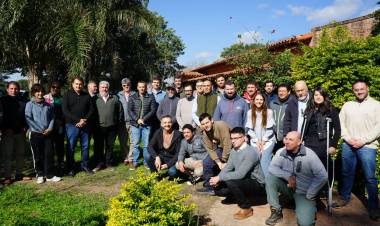 GOBIERNO PROFUNDIZA EL DESARROLLO PRODUCTIVO SOSTENIBLE EN EL CHACO JUNTO A LA FUNDACIÓN PROYUNGAS