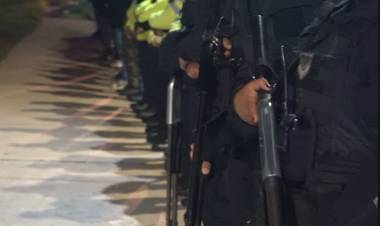 OPERATIVO MURALLA SUR: GRAN CANTIDAD DE PERSONAS Y VEHÍCULOS CONTROLADOS